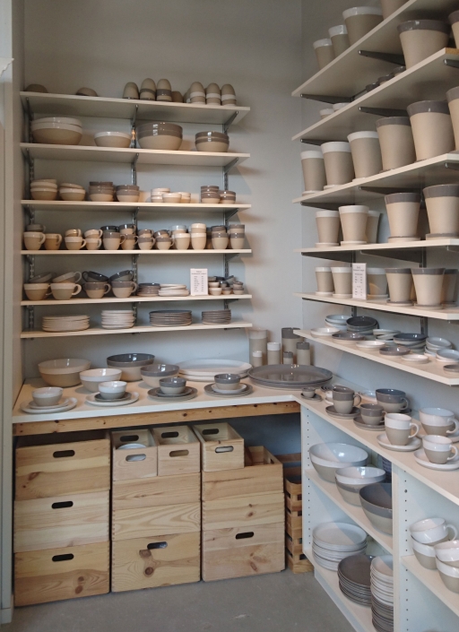 Keramik i butiken på Gotland.